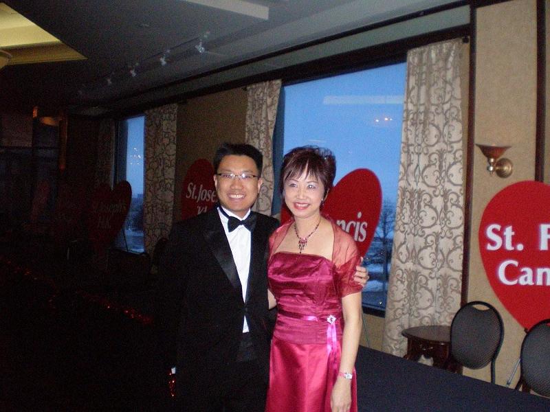 NEWS399_2.jpg - Co-chairs Kelvin Chan & Irene Kwok (SFCC)